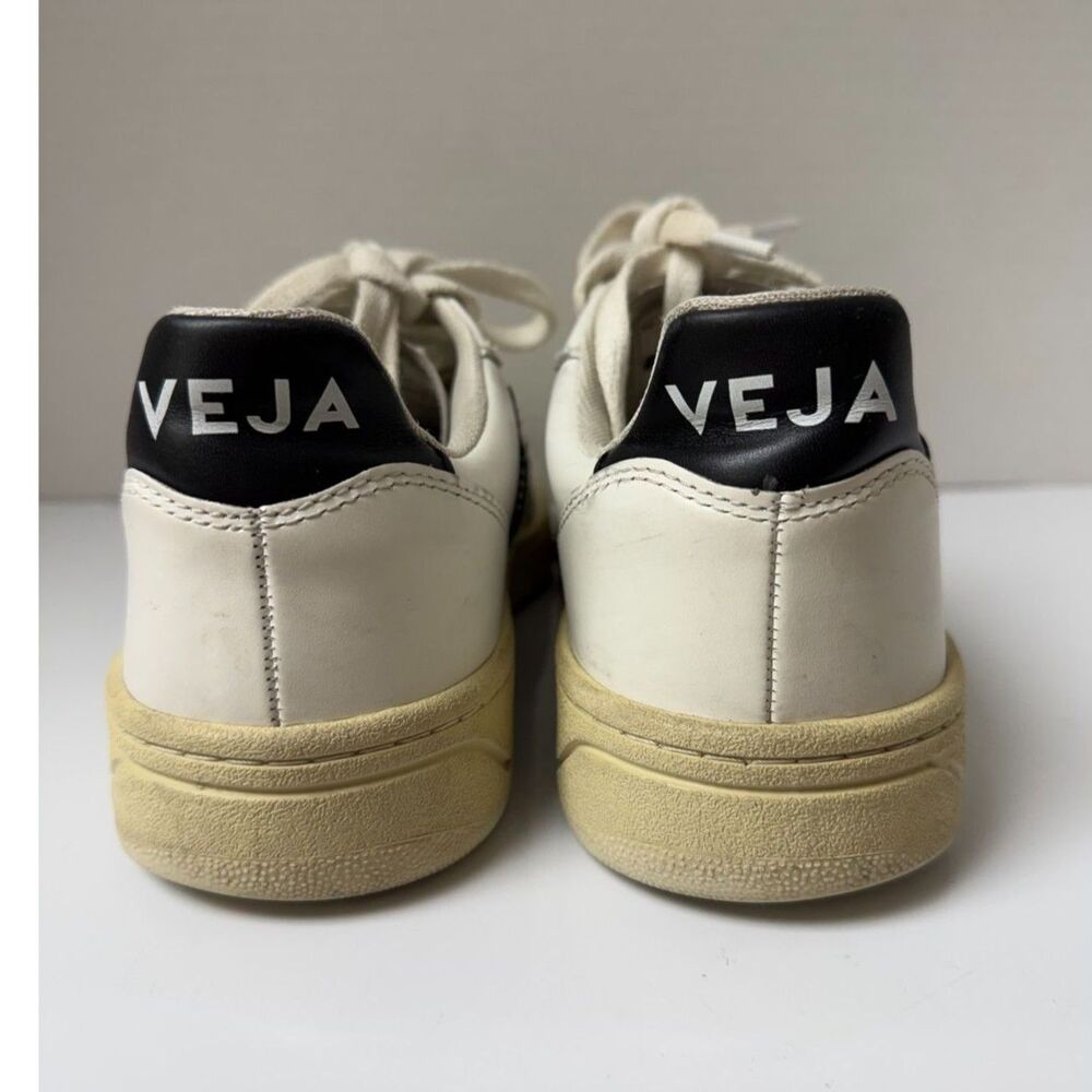 VEJA V-10 Sneakers Womens Size 5 EU 36 White Black Leather Low Top Lace Up - Picture 6 of 13